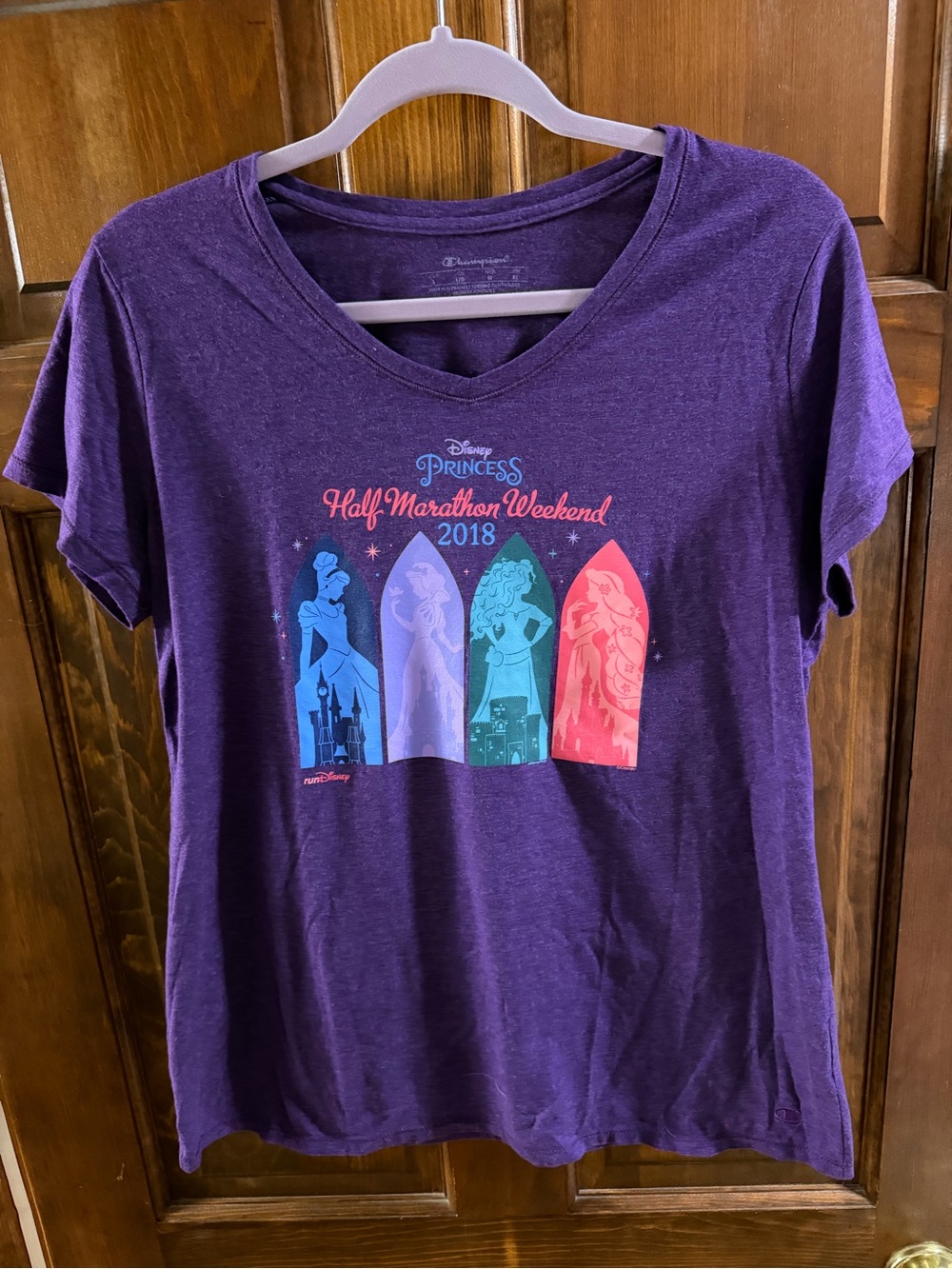 RunDisney V-Neck Tshirt 2018 Princess Weekend